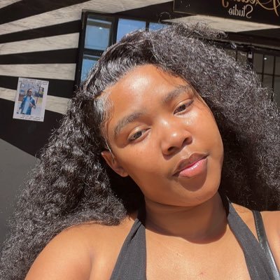 onathi_princess's profile picture. philanthropist🤍