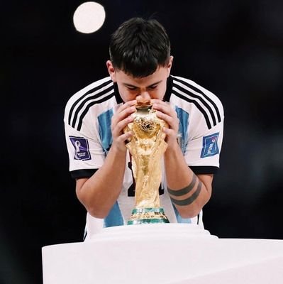 Dr_Dibal_Vxy's profile picture. u n F i l ter ed  T h ou ght s 🥤

|| DVM || FCB || YTA (In View) || WEB3 soon