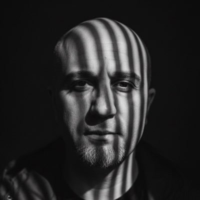 tsdln's profile picture. Daddy, UI Master, AI Ninja 🥷