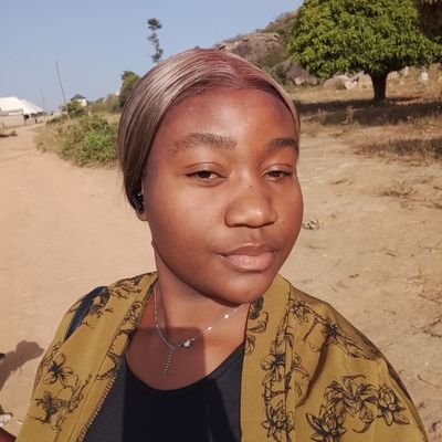 HantsiDeborah's profile picture. CHRISTIAN//
BACHELOR OF ARTS IN ENGLISH //Aspiring product designer//
A Resin Artist and sometimes a tailor//we're all hypocrites!