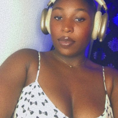 Bolanle_apex's profile picture. I’ve got the purest heart. A teacher, Lagos Lingeries Vendor. isell panties and Bras. FCB💙❤️. Messi. Yamal . Food 🥘. Sigma.