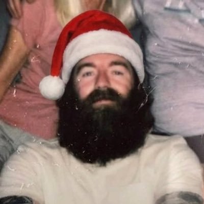 pizzaboy's profile picture. creative studio owner | below average skater & purple belt | veteran | https://t.co/I94JDRXqNU