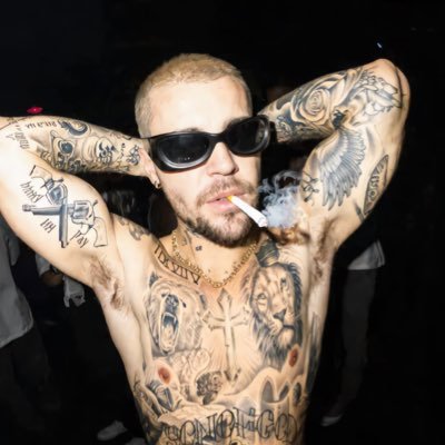 thebieberbuild's profile picture. | ”Where admiration blurs into imagination and reality gets a remix,” | Parody Account | Edits | ”This is AI!” — thank you for commenting, Benoit Blanc |