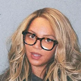 awhhtiny's profile picture. CHI . beynika stan (onika grounded) | deluluhive | following all @X rules and guidelines! | spreading positivity and kindness.