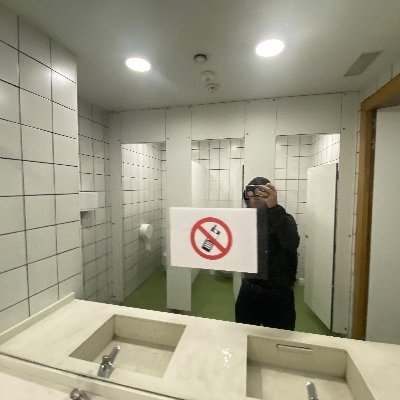 morirsejoven's profile picture. 𖤐 #YaKiSoba            yakisobabooking@gmail.com