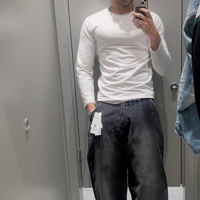 r1cism's profile picture. Another isolated island