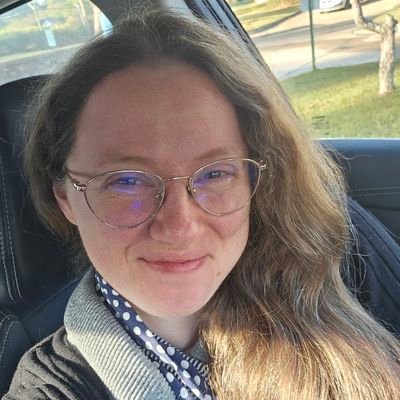 blogger_bee's profile picture. Wife, mum, reader, heritage hunter, lover of cemeteries, blanket thief, nerd. and lover of D&D, anime, and manga!!