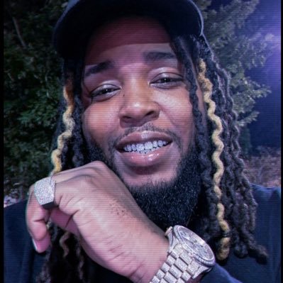 dtezeno88's profile picture. Booking/Features Email:Eragangpablo@gmail.com  Proud owner of HelpingHands Cleaning & Blessed Kreations  iLLMOB4Lifee🤞🏾💪🏾 R.I.P ILL😇😢 👇👇link