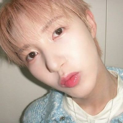 ⚚ rena miong Profile