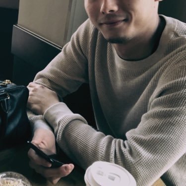 Rkpb_R's profile picture. 心理学の文章を10年以上書いてる人｜繊細で不安になりやすい人に向けた「恋愛戦略」をお届け｜10年間で3000件以上の恋愛、人間関係の相談に回答してきた経験と知恵をもとに発信していきます。@ryuta726