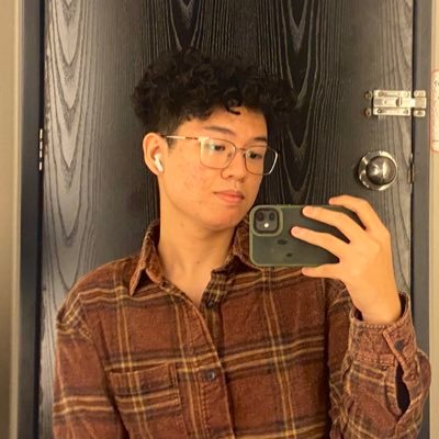 j_yalungg's profile picture. 🌻 @Official_UPD BA(SC)