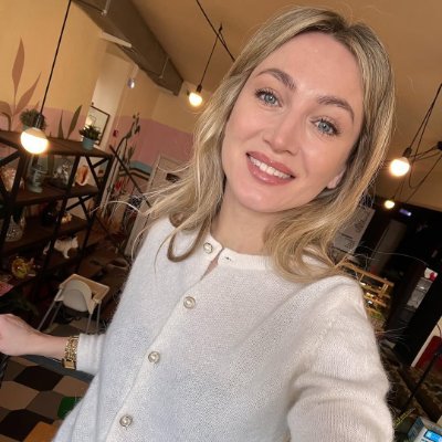 Minerl5s1s's profile picture. Passionate about golf, skiing, and diving. You’ll find me traveling in my RV, hiking new trails, or casting a line in peaceful waters. Let’s explore together!