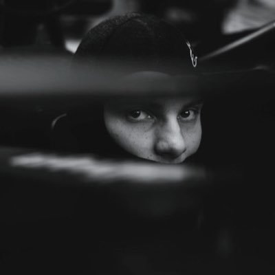 vampiastri's profile picture. vampirism and 81