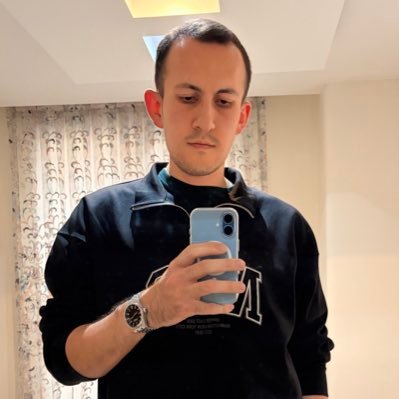 hossein123h's profile picture. Developer, Runner, Overthinker
