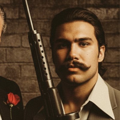 iamrepeace's profile picture. Gavião fiel de origem louco