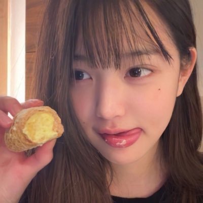 siapasiluyeh's profile picture. 🧷 fish it 🎣 / Evade 🏃‍♀️/ pro yapper 🗣️