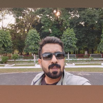 RamanRjha4647's profile picture. A JavaScript Junkie 💻| Documenting my journey in tech 📝 | Daily tweets about Web development ⌨️🤝| A Passionate Chess Player♟️.