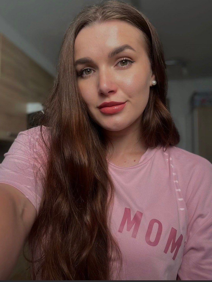 glesf18279's profile picture. 🙌I am a sin😊g👍le, indepen🍀dent woman, a fre⌛️elance💰r, and I enjoy makin💼g friends.