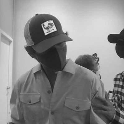 faasdyabg's profile picture. caos emocional constante.