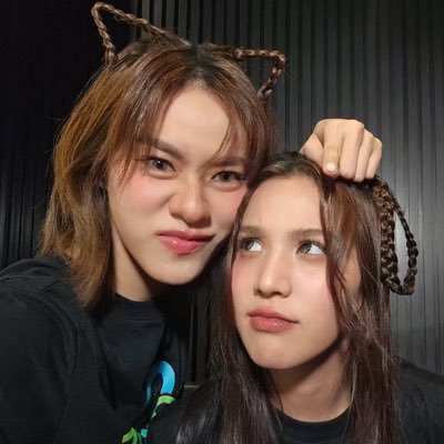 EB_aholic's profile picture. Just an #Any who loves #EmiBonnie