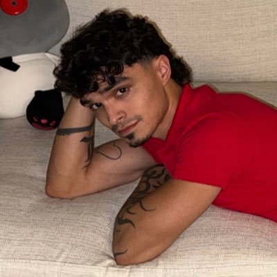 pheremosa's profile picture. sexy femme eboy • xxx https://t.co/7xaYv3PSZ2