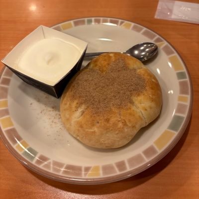 JgQ9nQAiRL24713's profile picture. 