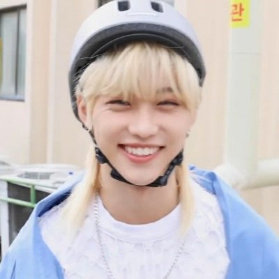 aepplehan's profile picture. 