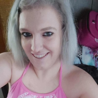 Lucy_richie3's profile picture. I’m just a country girl…. please be honest