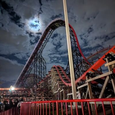 cobob_9909's profile picture. Coaster nerd (106 credits)
Hersheypark home park
#allcaps

Animals and nature are cool also