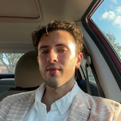 jgrandeknowless's profile picture. hold on tight spider monkey 🐒