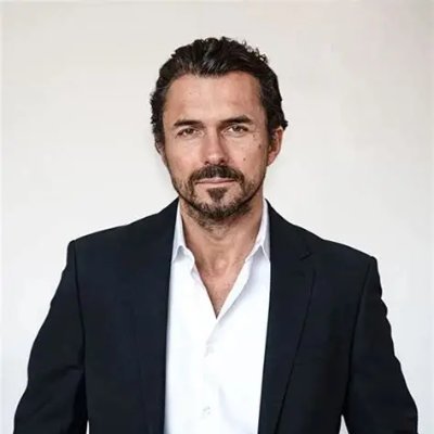 weiheng96's profile picture. Allocation d'actifs, diversification internationale et suivi de performance.