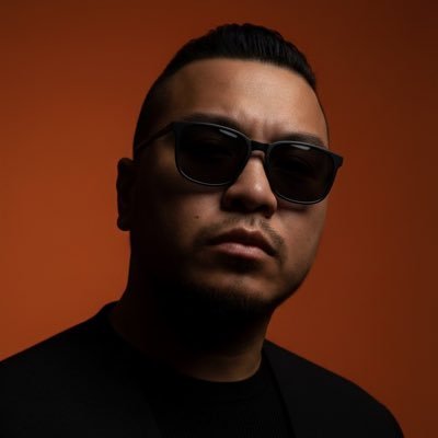 iJonniM's profile picture. Welcome to my Universo  🇨🇦 🇪🇨  Digital Media 👑 Let’s chat about music, politics, entertainment, sports, tech #CES #CES2026