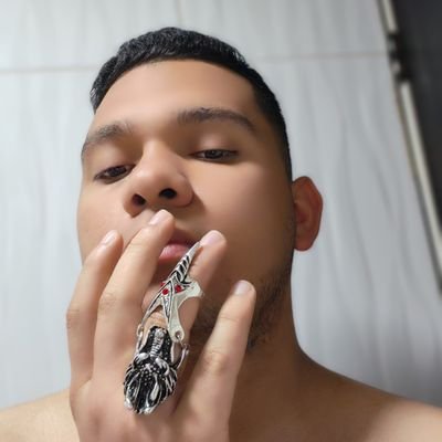 dudiaz12's profile picture. 🇨🇴❤️🇻🇪