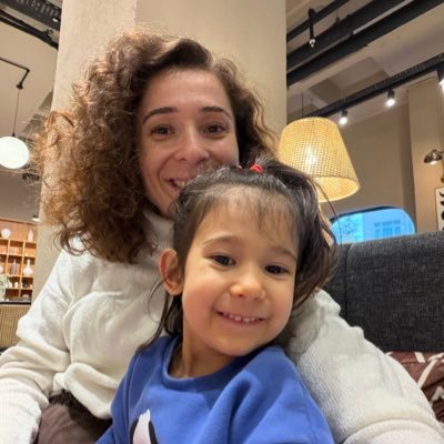 yvzysm21's profile picture. 