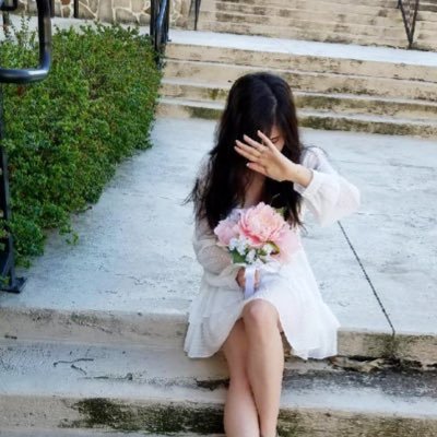 PetiteNicoco's profile picture. wife/mom • hapa • private property of @thehapatarian •