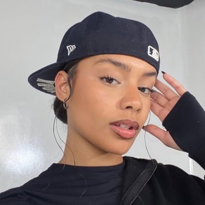 rimaefutebol's profile picture. cês criaram pontes? meu mano vai se foder, não queriam comentários pq nem queriam nos ver