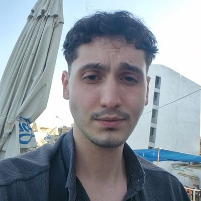 emrnkcmn_'s profile picture. 