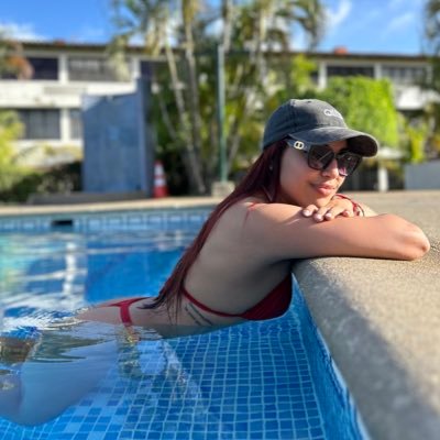 DanaDVG's profile picture. 