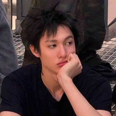 ourpiastri's profile picture. fã da mclaren e kpop - Fan account