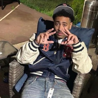 Dolla8300's profile picture. 