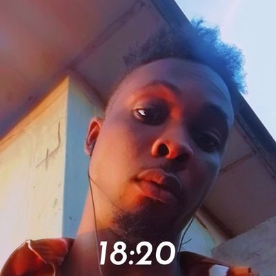 FikayorM's profile picture. here is fun, crazy too but then it's informative ✌️❤️ 🙏