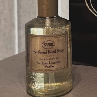 Mym3r0dy's profile picture. 