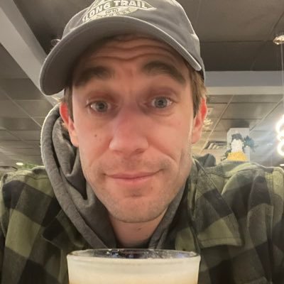 eaj's profile picture. "A huge percentage of the stuff that I tend to be automatically certain of is, it turns out, totally wrong and deluded." - DFW https://t.co/kPrQWEkF1W