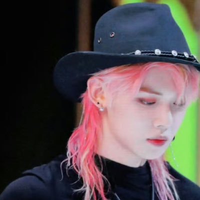 Fooaeae's profile picture. 20.