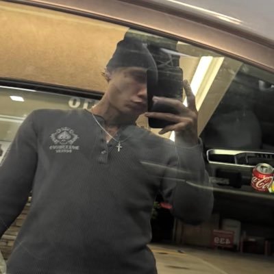 sttrayys's profile picture. I'm in your mouth right now