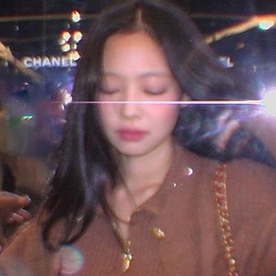 hollievamp's profile picture. 