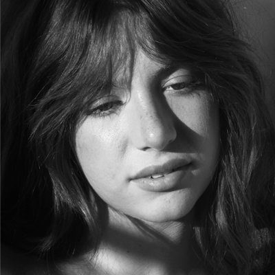 kenzie's profile picture. where do we go out now

always wearing luckyjunejewlery