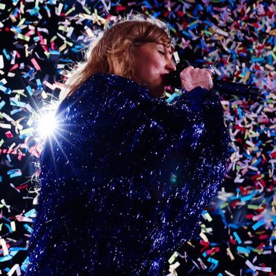 ShowbizSwiftie's profile picture. #1 how did it end? Wi$h Li$t & Midnights stan | priv: @illbe89_ | TAYLOR NATION X1 | TAYLOR SWIFT X1 | ALEX WARREN X1 | Multistan | Insta: @totally_not_jaxon