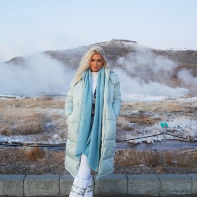 Anne_1bb's profile picture. I like to go to different places and see different scenery, which can bring better inspiration to my creation.