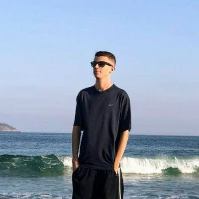 lipeedias7's profile picture. ▫️Carioca 021                                                                                       
▫️@fluminensefc 🇭🇺